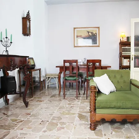 Apartment Teatro Greco Balcony